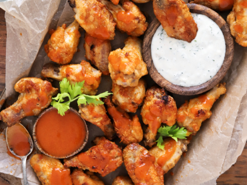 Primal Kitchen - Ain't no thing but a (Buffalo) chicken wing!  @allthehealthythings brought the heat with Crispy Buffalo Ranch Chicken  Wings, made with our Buffalo Sauce (more sauce to savor!) #FlippinDelicious  .