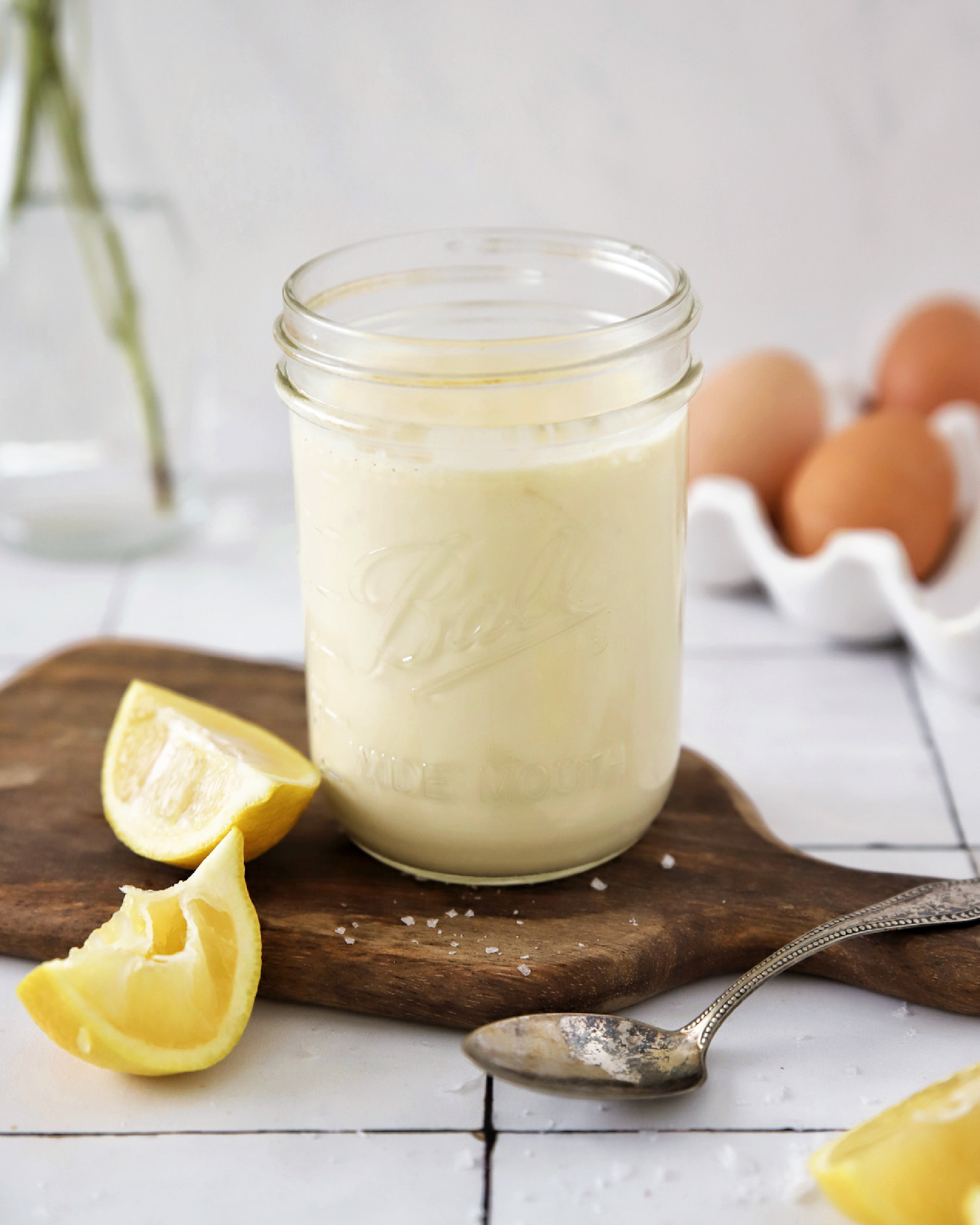 Easy Whole30 Mayonnaise Recipe