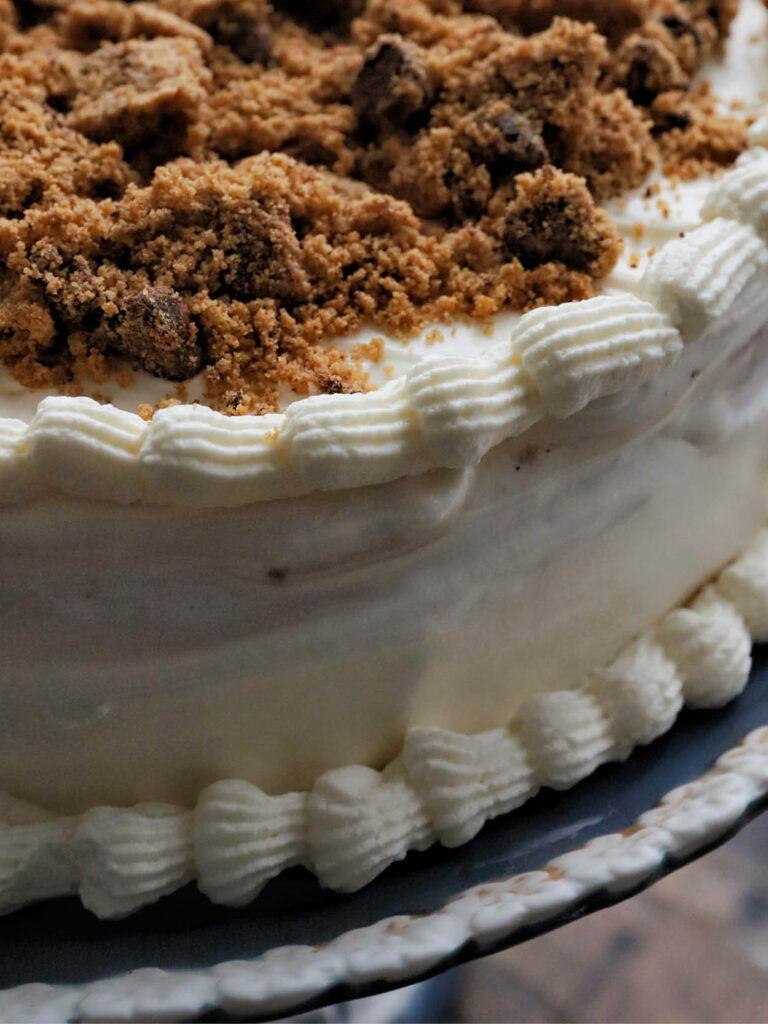 Gluten Free Ice Cream Cake (Dairy Queen Copycat) - Kayla's Kitch and Fix